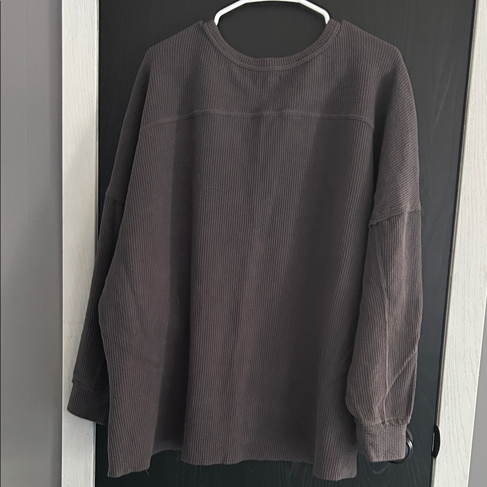 Maurices Charcoal Gray Sweatshirt - Picture 3 of 3